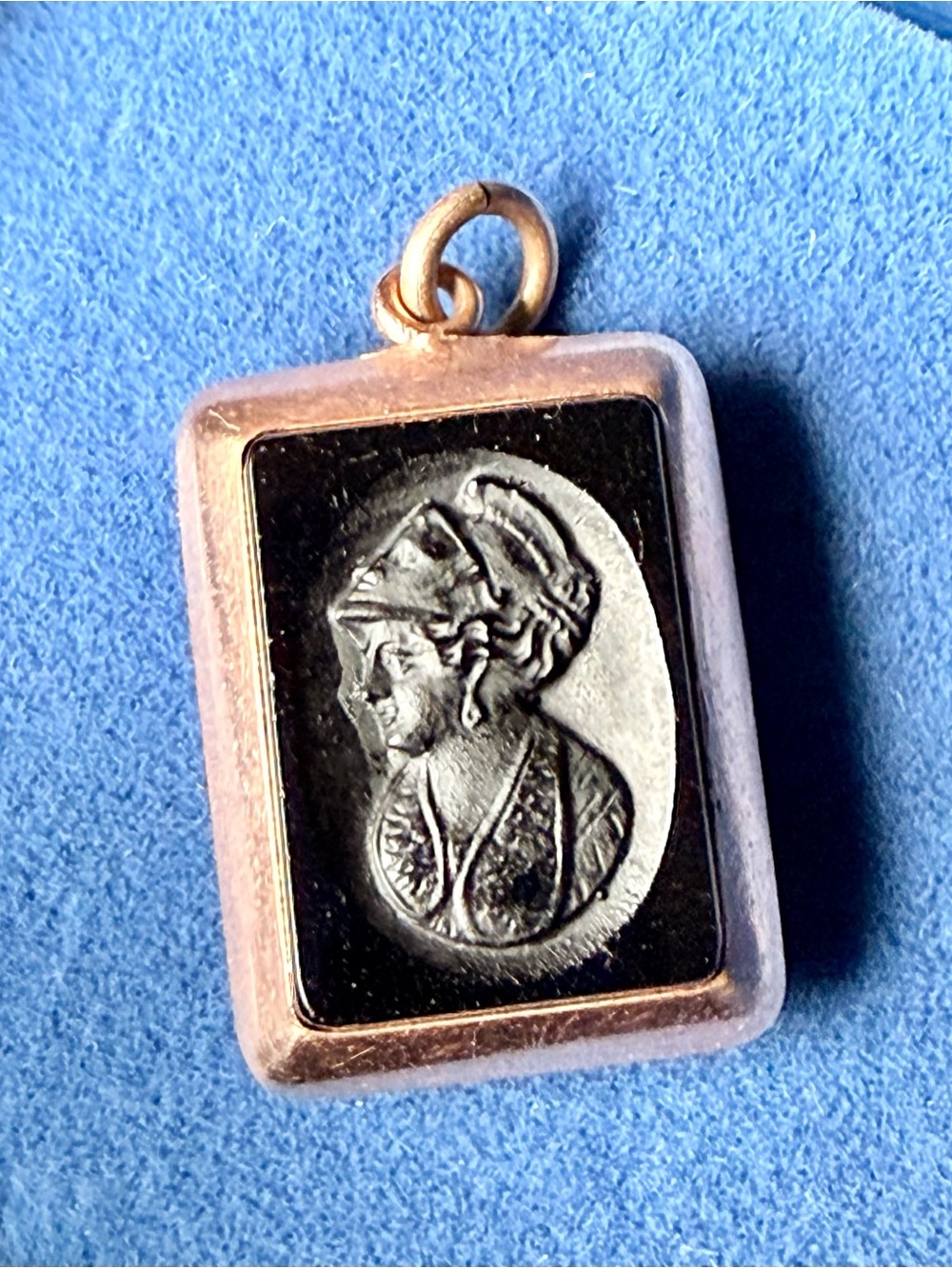 9k Onyx Intaglio Pendant